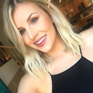 Meet your Posher, Karisa